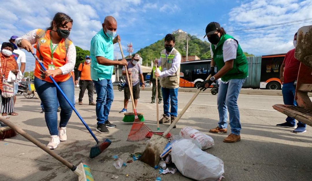 Basuras en Cartagena: Recolectan cerca de 7.5 toneladas de desechos en Bazurto