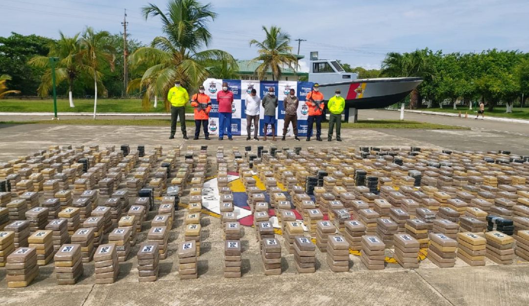 Incautación cocaína en Urabá 2.5 toneladas: En el golfo de Urabá Incautaron 2.5 toneladas de Cocaína