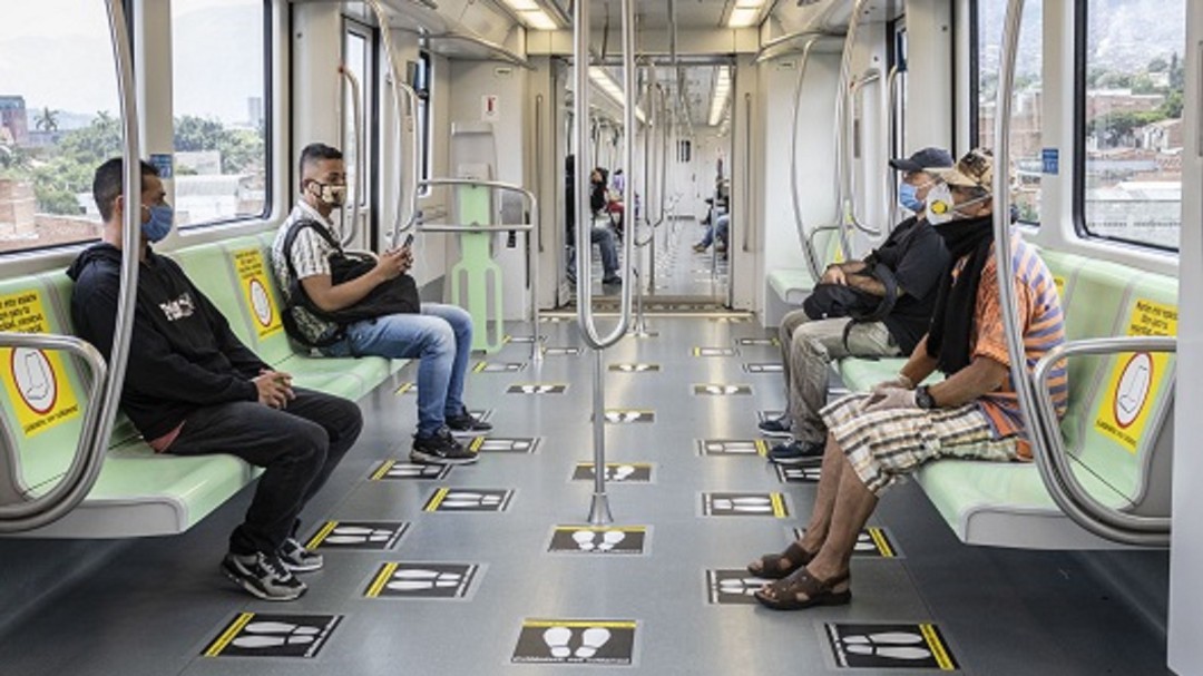 Metro de Medellín retiró señalética de bioseguridad