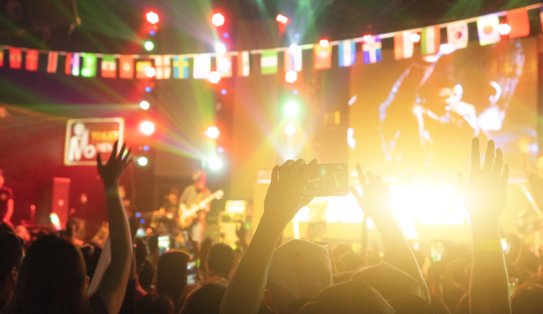 Fiestas virtuales pandemia: Fiestas virtuales: ¿una nueva realidad para el perreo?