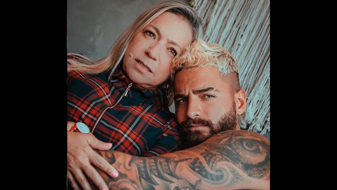 La hermosa sorpresa que Maluma le dio a la mamá emocionó hasta a JLo