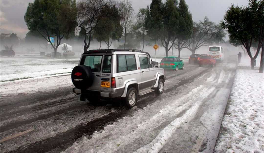 Granizada en Bogotá: En video: la tremenda granizada que cayó en Bogotá este martes