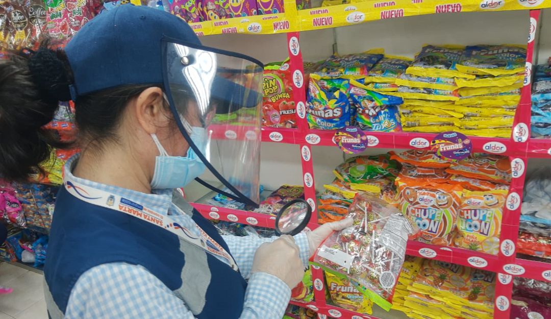 Alimentos vencidos: Confiscan dulces vencidos que iban a ser comercializados durante Halloween
