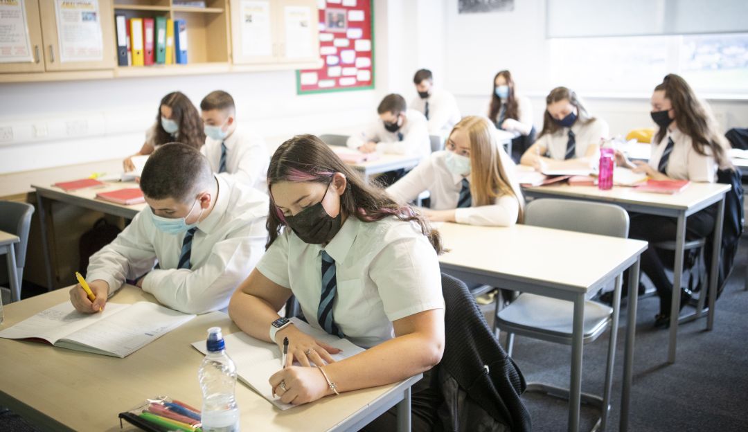 Estudios en el extranjero: Gobierno canadiense anuncia beneficios para estudiantes extranjeros