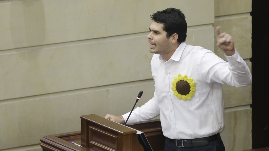 Congresista del Partido Verde denuncia amenazas de muerte