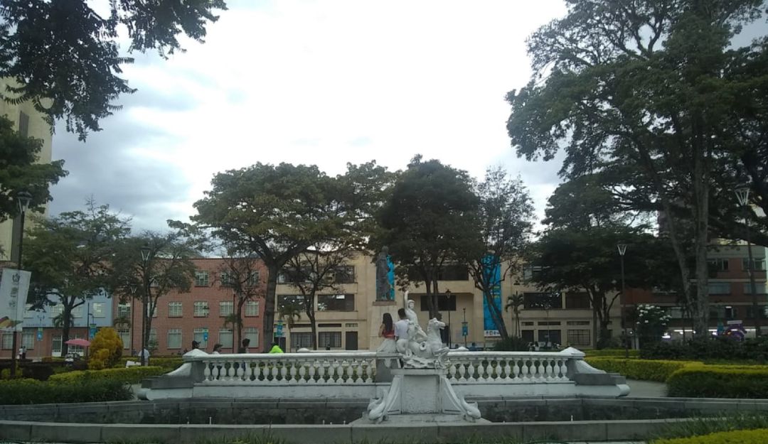 Noticias Tolima: Listo convenio para la instalación del alumbrado navideño en Ibagué