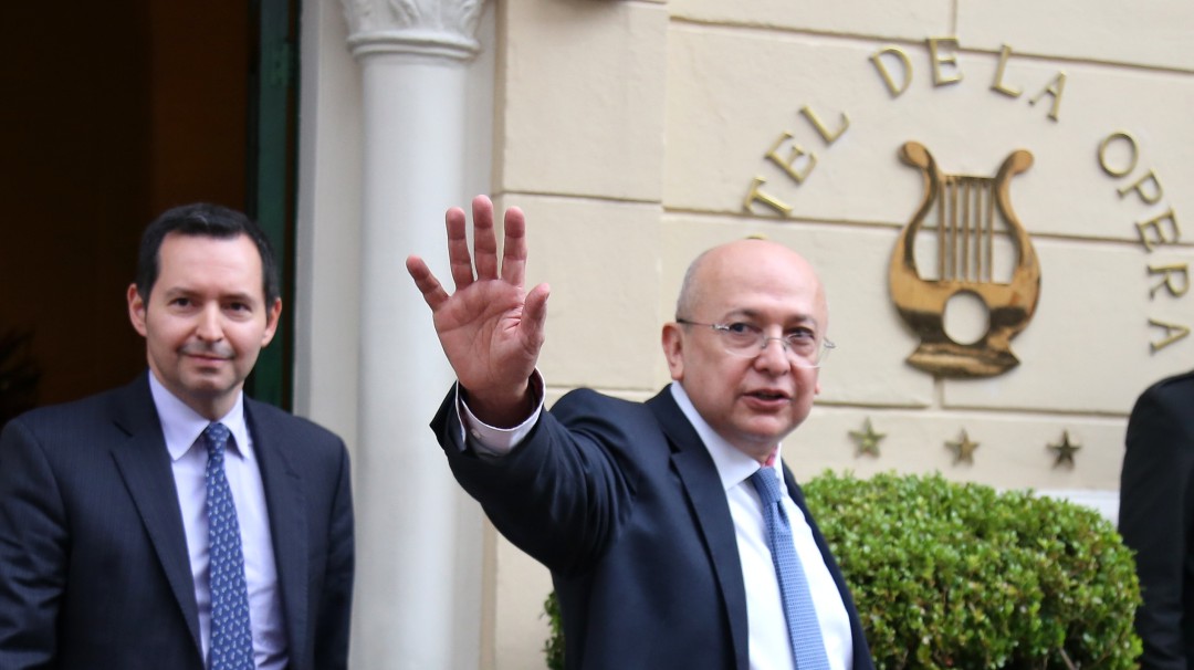 Exfiscales Montealegre y Perdomo en líos por presunta corrupción