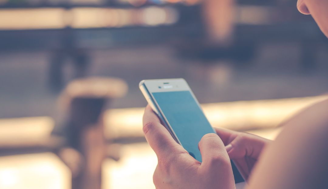 Celular Consejo seguridad: Cómo se debe desbloquear el teléfono: ¿con el dedo o con contraseña?