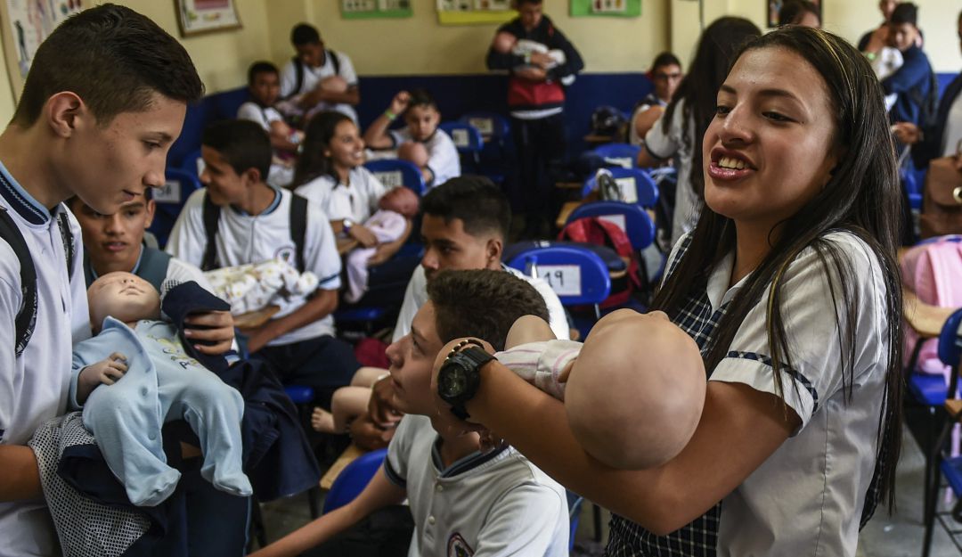 Naciones Unidas embarazo adolescente pobreza: “Embarazo adolescente es una fábrica de pobres en Latinoamérica”: ONU