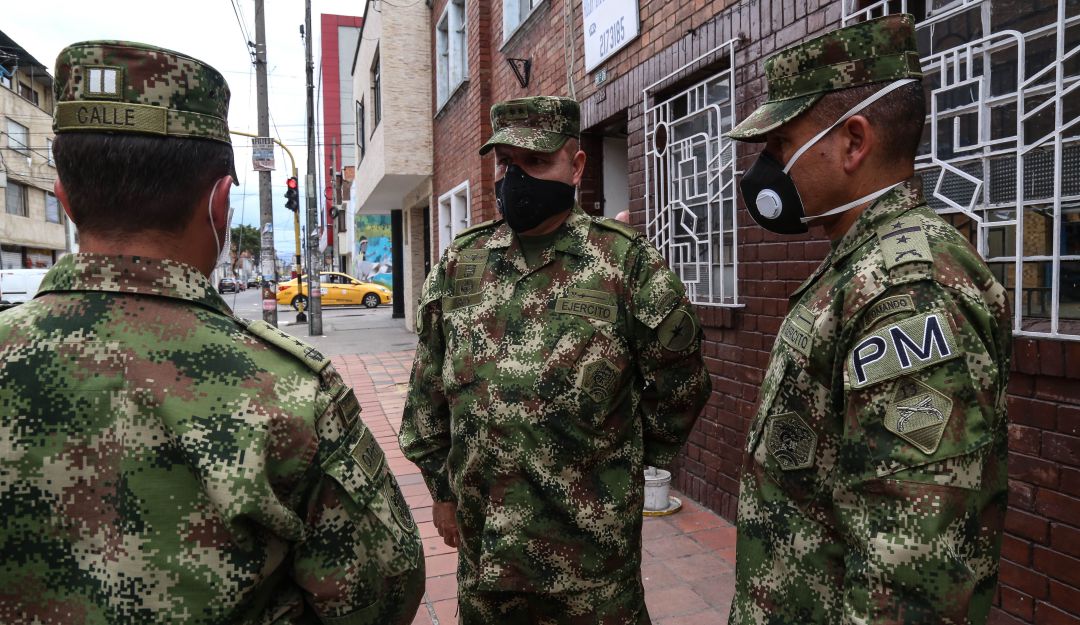 "Es un trámite legal": Ejército sobre citación a periodista