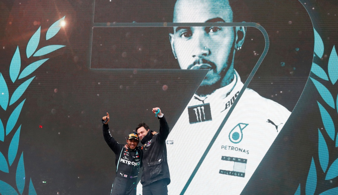 Formula 1 Hamilton campeón: Hamilton ganó en Turquía, es campeón del mundo e igualó a Schumacher