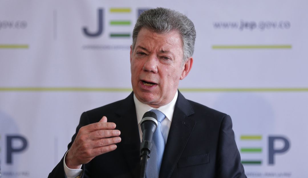Paramilitares JEP: "Hay que facilitar que paramilitares comparezcan ante la JEP": Santos