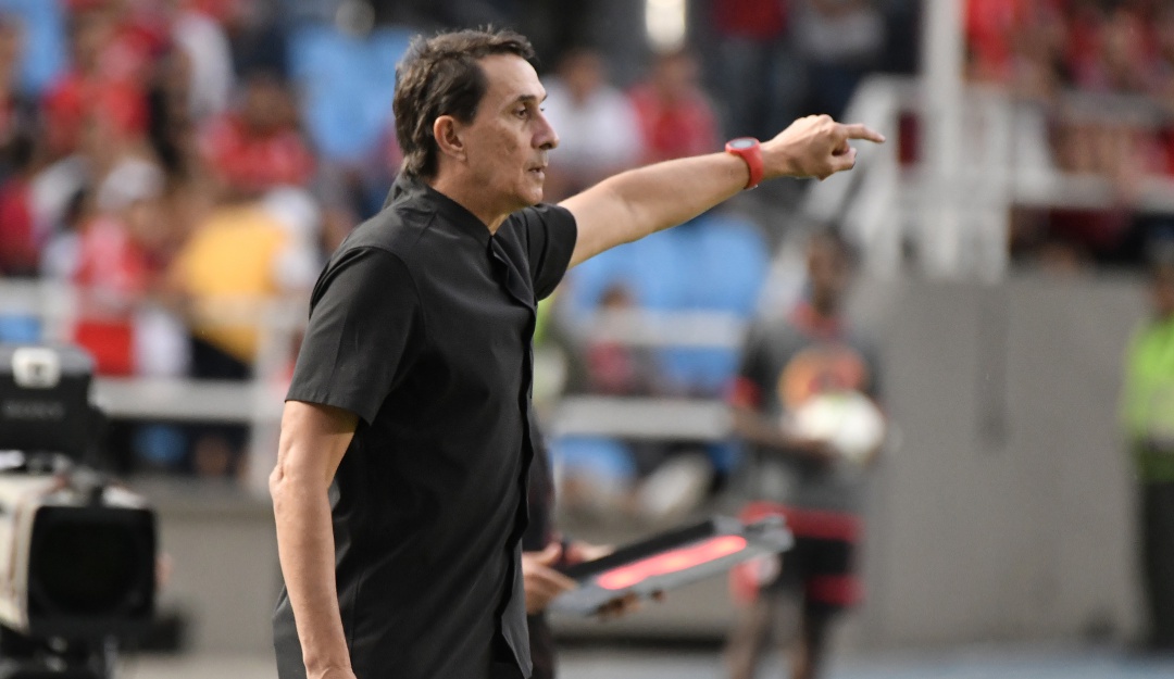 Guimaraes Nacional: Alexandre Guimaraes, a un paso de dirigir a Atlético Nacional