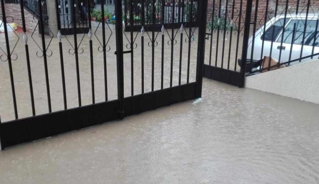 Fuertes lluvias dejan inundaciones en varias zonas de Duitama