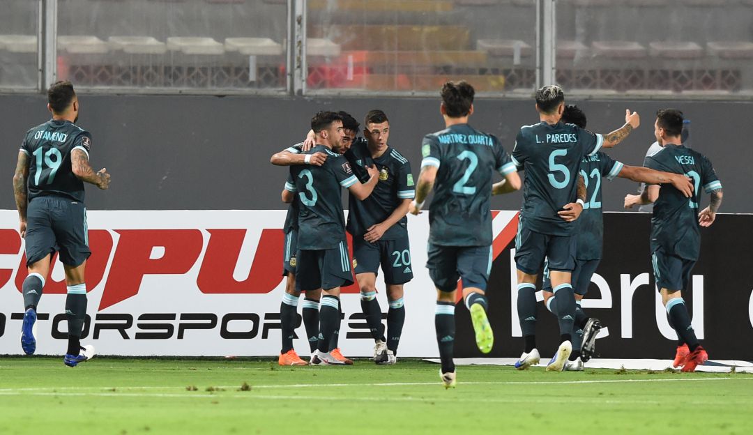 Eliminatorias Perú Argentina: Argentina ahonda la crisis de Perú derrotándolo 2-0 de visita