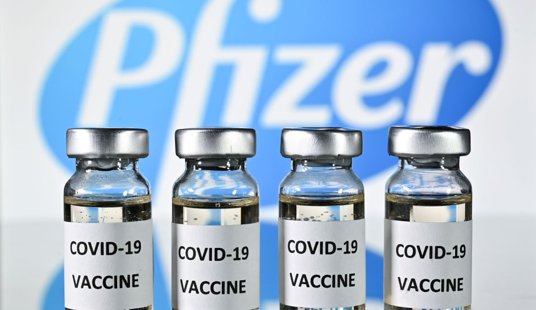 Pfizer dice que su vacuna es segura en dos dosis separadas por 21 días Pfizer dice que su vacuna es segura en dos dosis separadas por 21 días