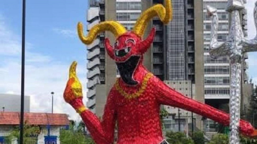Ex integrantes del Carnaval de Riosucio molestos con alumbrado de Medellín