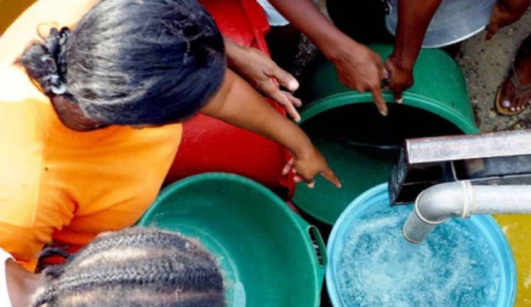 Habitantes del oriente de Cúcuta sin agua potable: Habitantes en Cúcuta piden agua potable