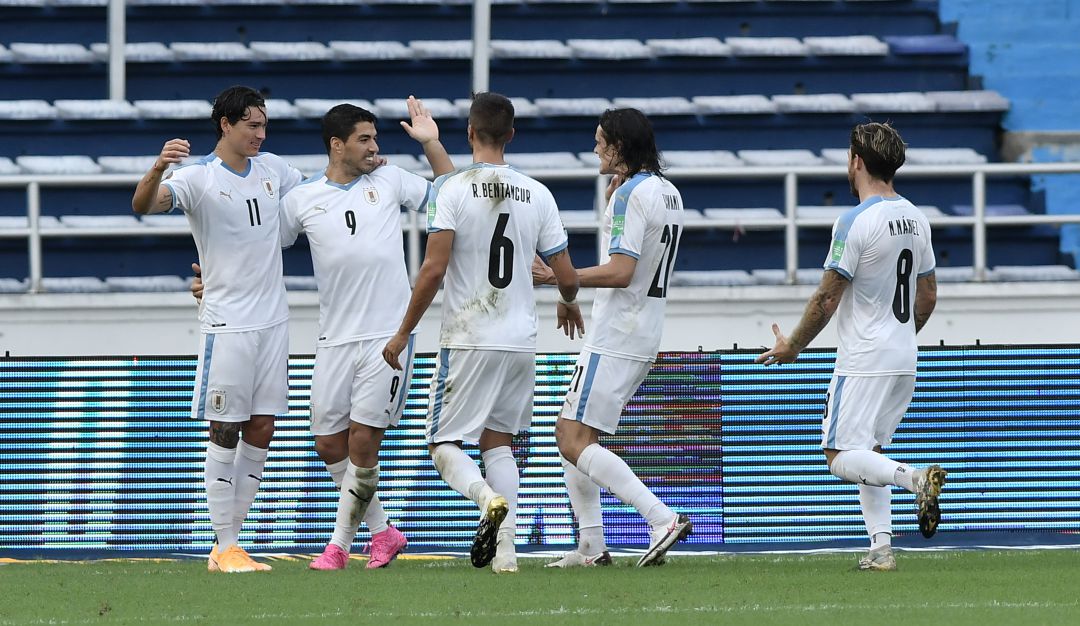 COVID-19: Presidente de la AUF cree que contagio de jugadores se dio en Colombia
