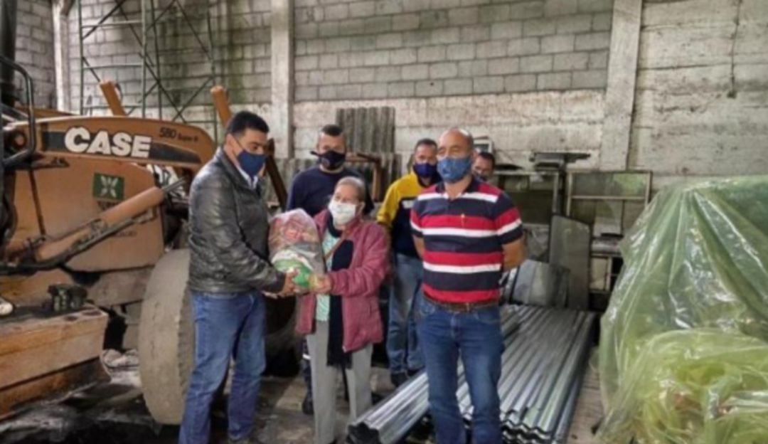 Ayudas para familias afectadas por lluvias en Caldas: En Caldas recibieron ayudas familias afectadas por las lluvias