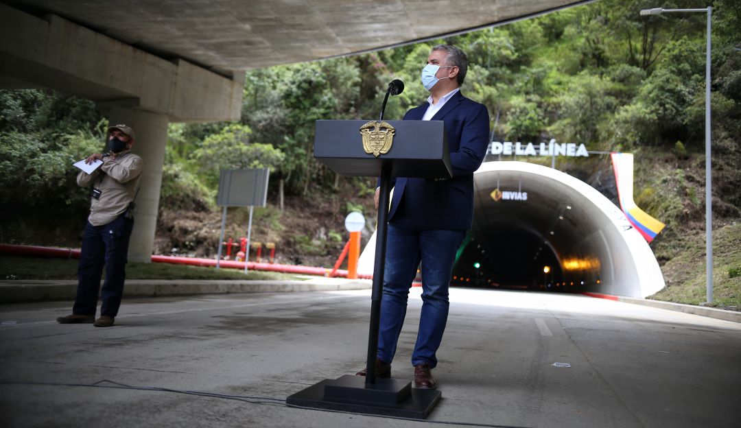 Placa de Iván Duque: Ordenan retirar placa del presidente Iván Duque del Tunel de la Línea