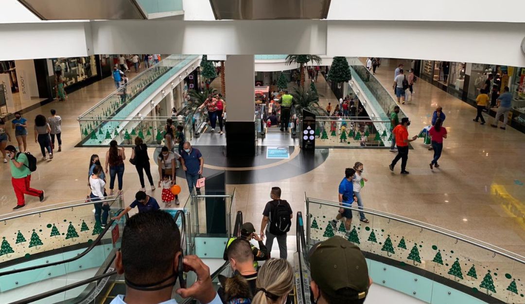 FENALCO COMERCIO TERCER DIA SIN IVA VENTAS BUCARAMANGA SANTANDER: En un 80% aumentaron las ventas en el tercer día sin IVA en Bucaramanga