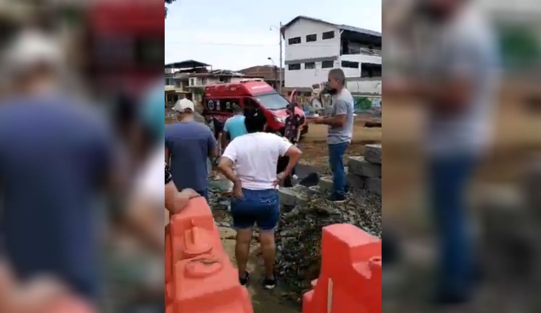 Comunidad de Prados del Sur son afectados por la construcción de puente