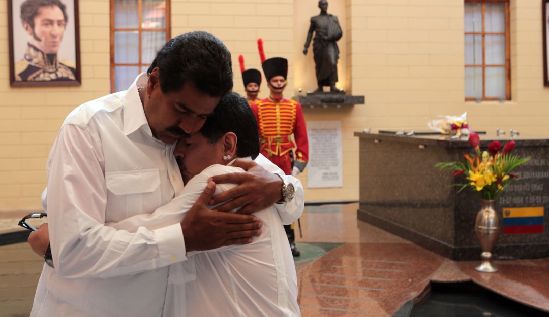 Diego Maradona y Nicolás Maduro