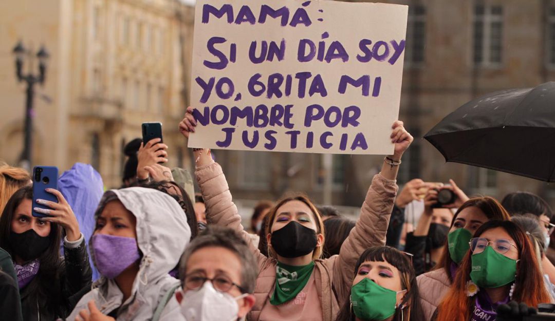 Feminismo: Marcha feminista multitudinaria en Bogotá