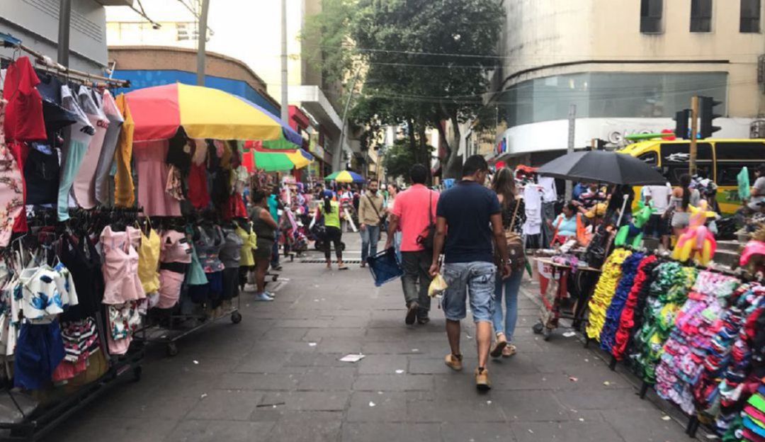 Bucaramanga ventas ambulantes centro temporada navideña: Controlarán ventas ambulantes durante la temporada navideña