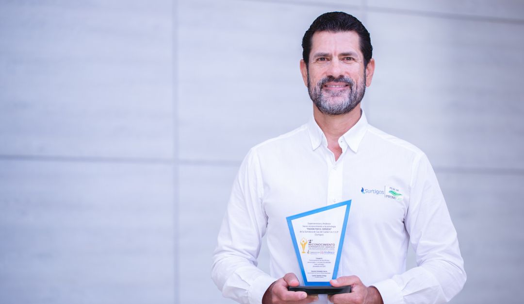 Premio otorgado a Surtigas: Surtigas gana premio como gran prestador de servicios en Colombia