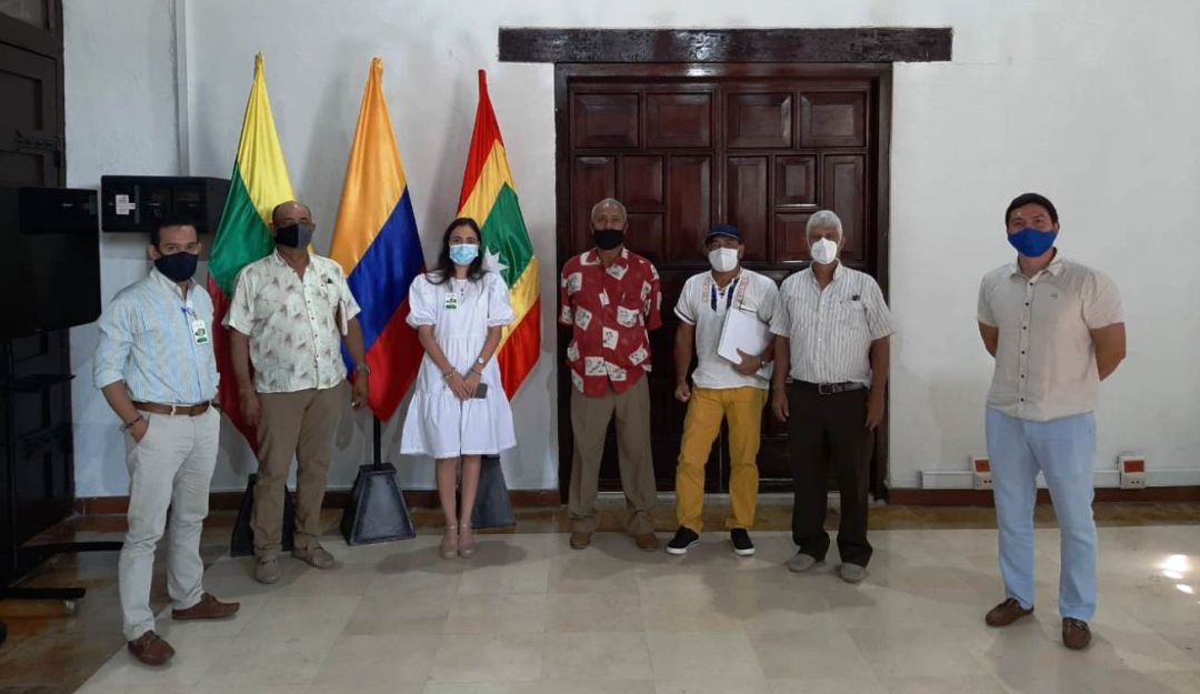Pensionados Cartagena: Pensionados recibirán un bono a cambio de no haber celebrado su día