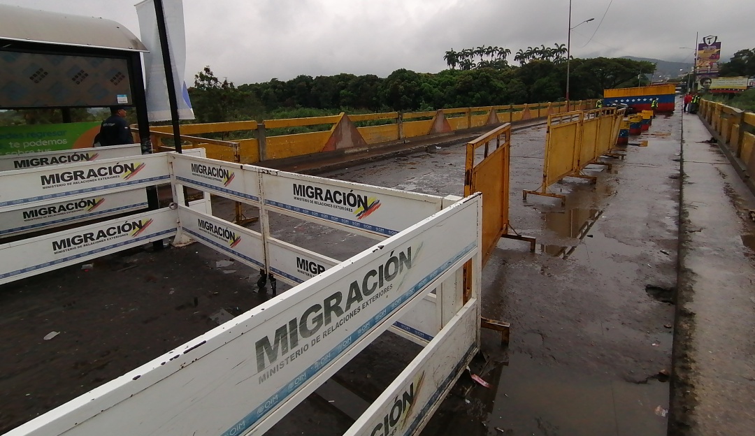 Cerrados puentes internacionales con Venezuela: Colombia amplió el cierre de fronteras durante un mes y medio