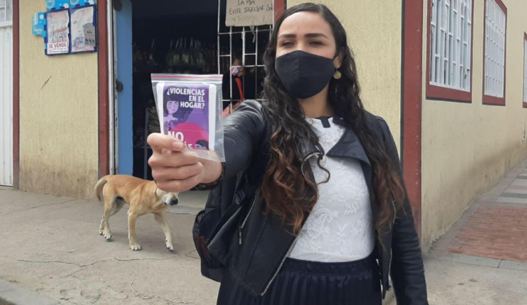 Violencia de Género: Toallas higiénicas tendrán información para combatir violencia de género