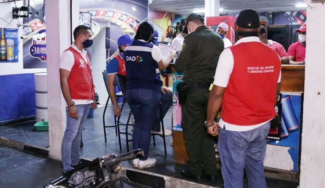 Toque de queda y ley seca en Cartagena: Cierran tres establecimientos por incumplir medidas en Cartagena