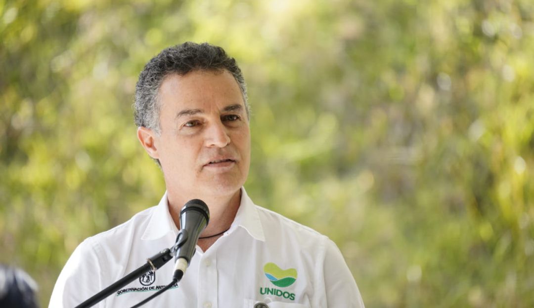 Aíslan al gobernador de Antioquia por posible contagio de COVID-19