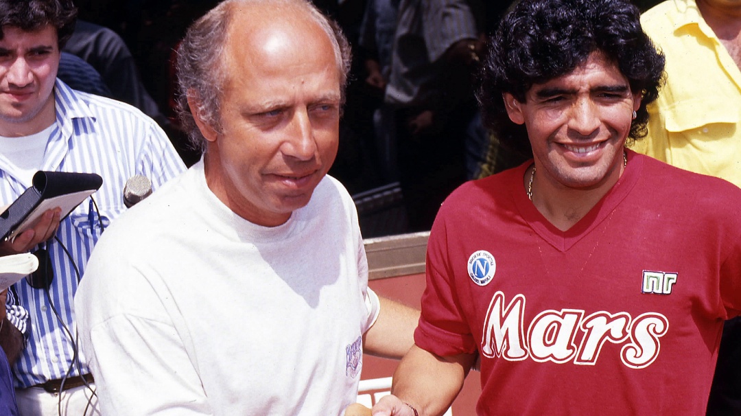 O. Bianchi: "Cruyff o Pelé son grandes, pero no se comparan con Maradona"