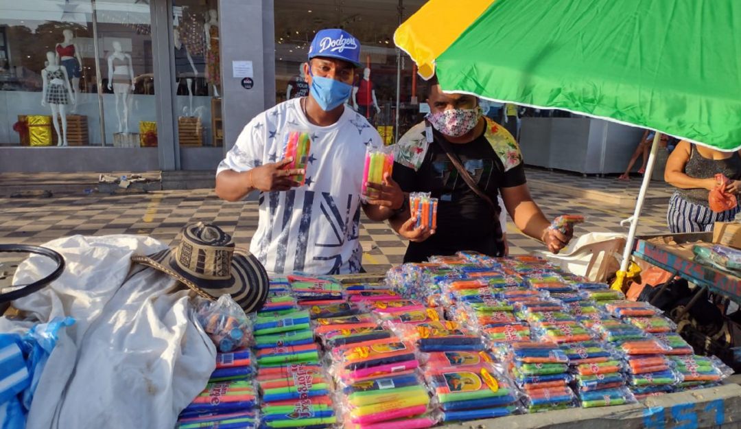 Tradición de velitas en Cartagena: Tradición de velitas en medio de la pandemia en Cartagena