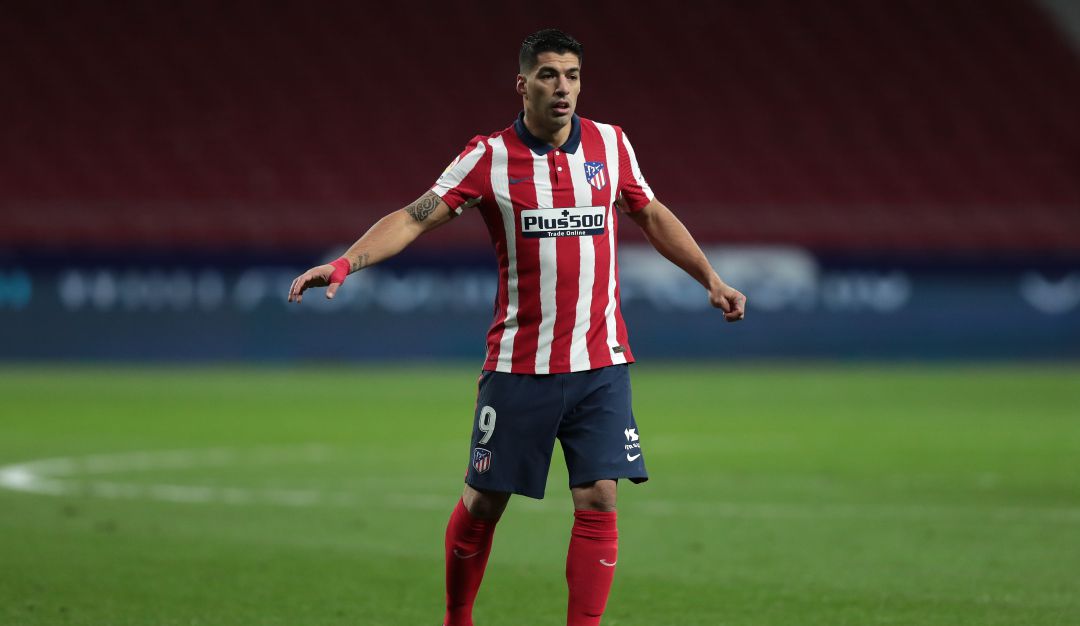 Fichajes: Fiscalía tiene preguntas amañadas con que Luis Suárez pasó examen italiano