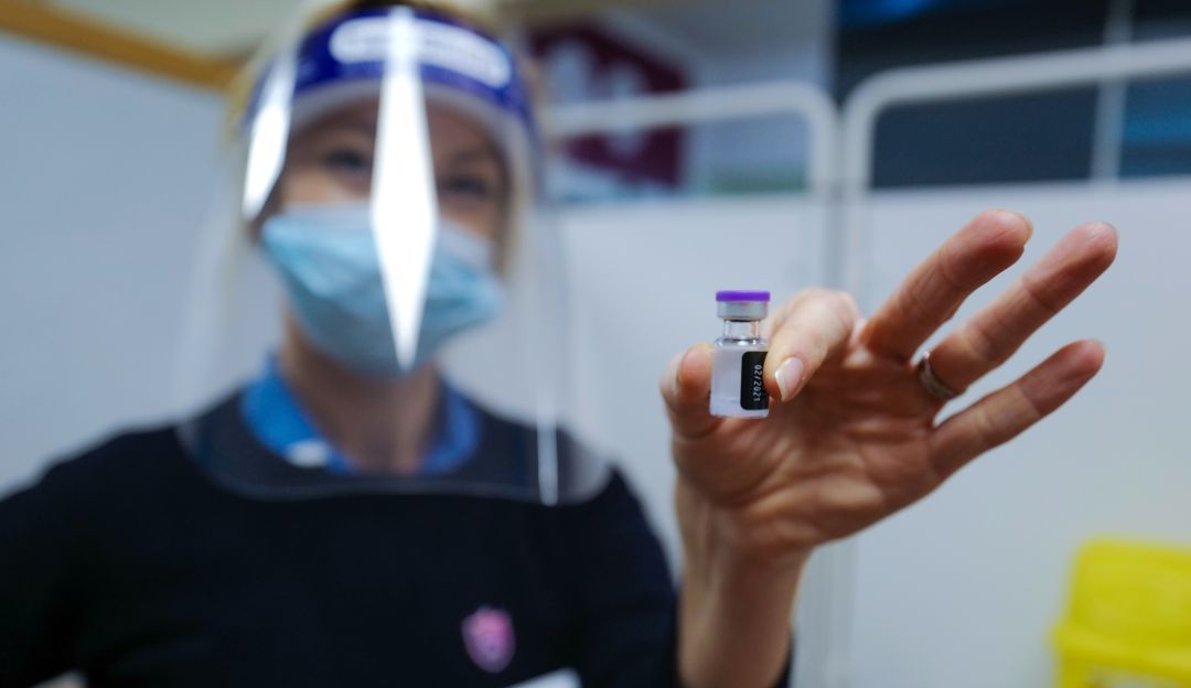 Vacunas alergia: Reino Unido recomienda no vacunar a personas con alergias severas