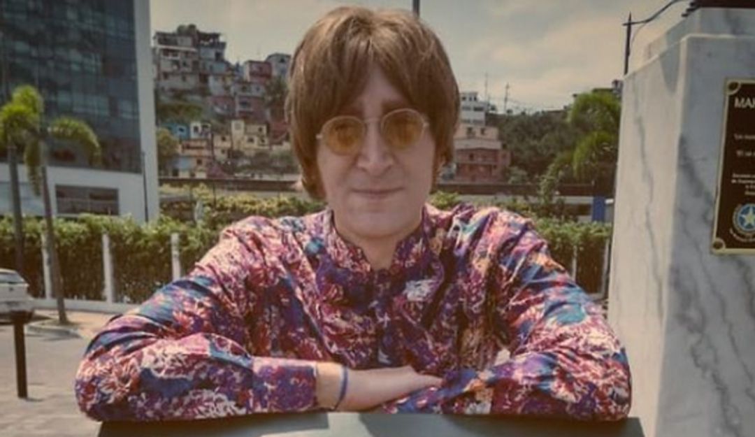 Doble John Lennon: Javier Parisi, el argentino que lo hará pensar que John Lennon nunca murió