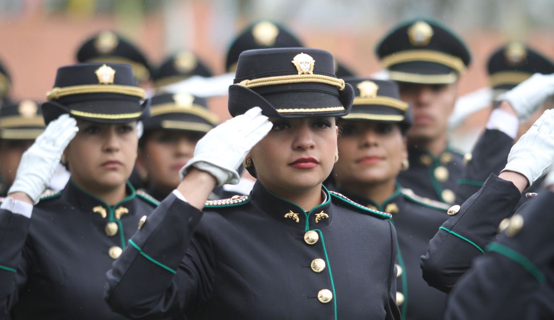 Policía Nacional: Primer grupo de policías graduados en Derecho a la Protesta