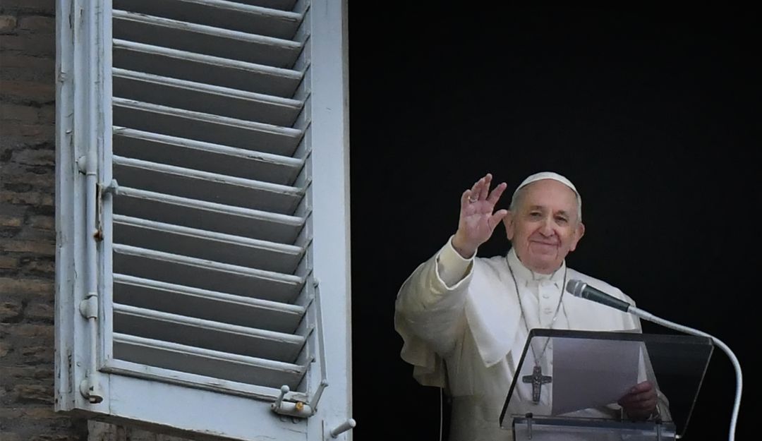 Papa Francisco: "El papa está acompañando a la humanidad en esta crisis": Austen Ivereigh