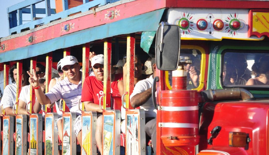 Reactivación chivas turísticas en Cartagena: Alcaldía autoriza reactivación de chivas turísticas en Cartagena