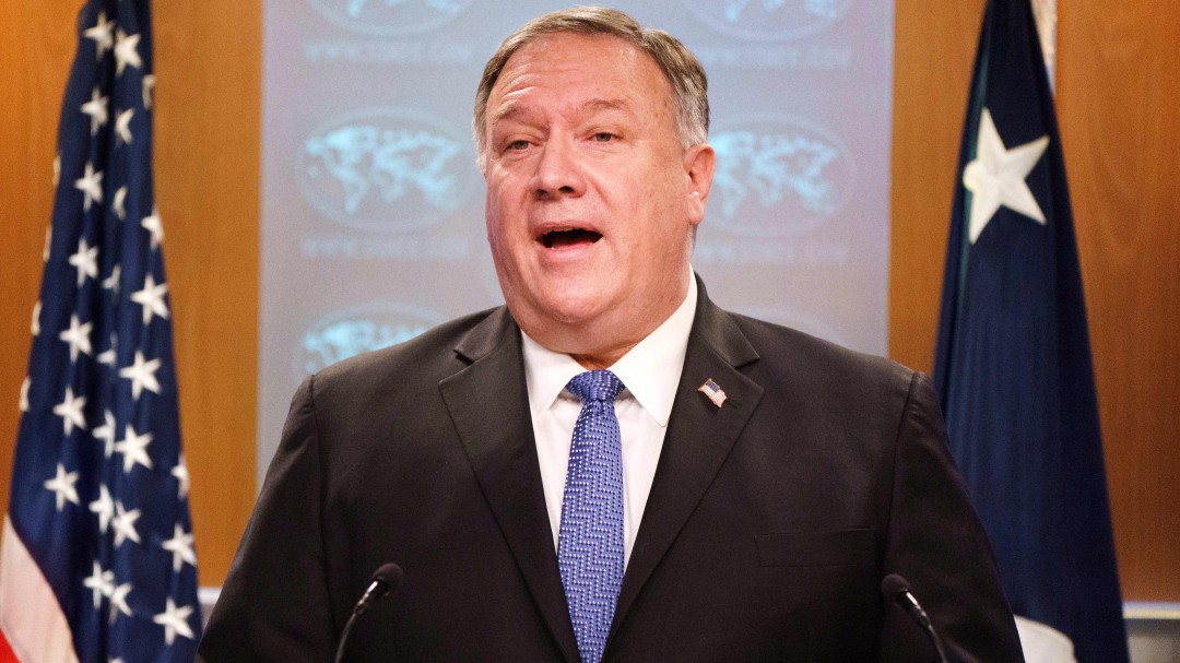 Castigan a periodista por hacerle preguntas difíciles a Pompeo