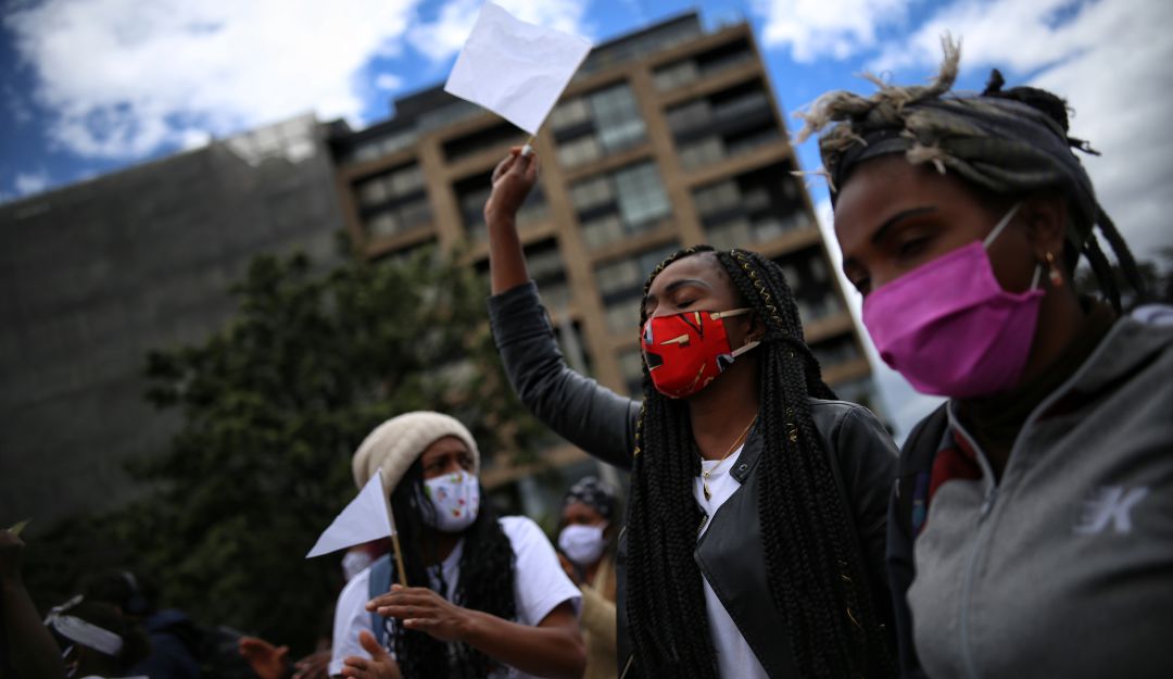 Contagios de Covid-19 según las distintas poblaciones en Colombia.
