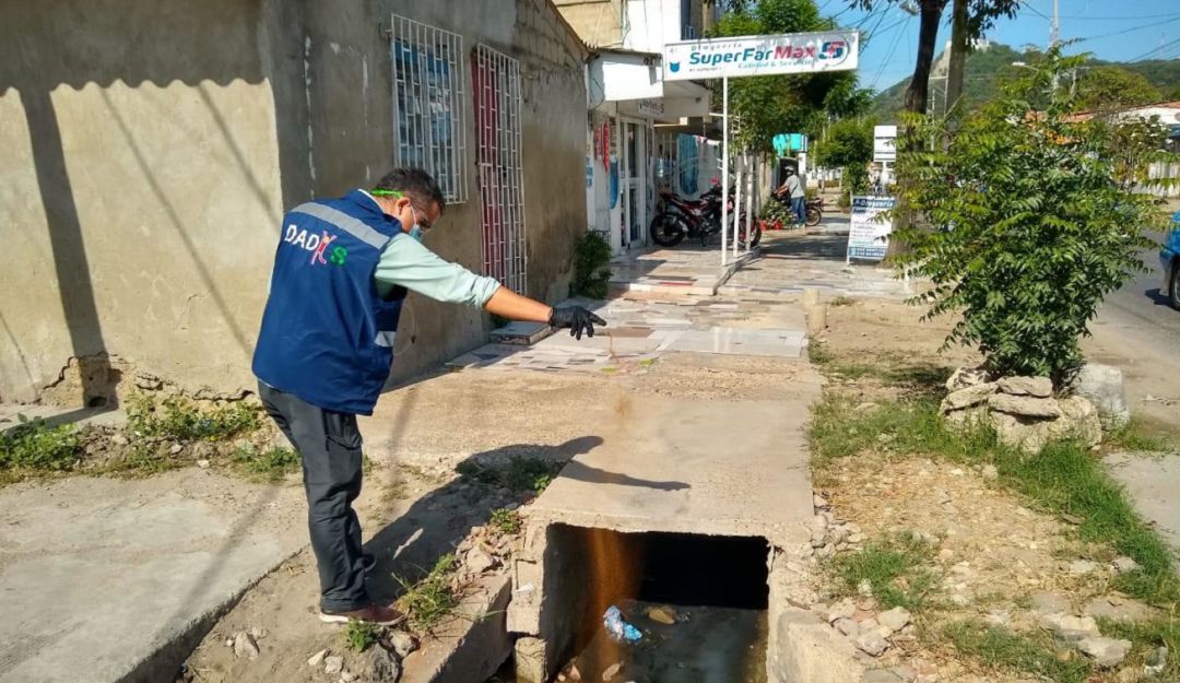 El Dadis visitó el barrio Alcibia