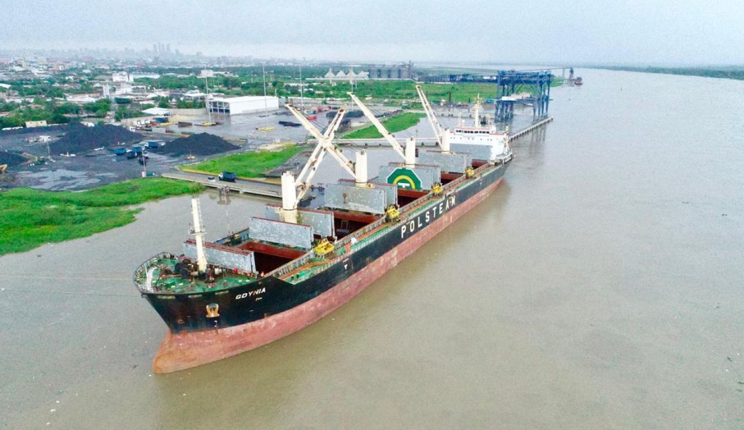 Canal de acceso al puerto de Barranquilla.