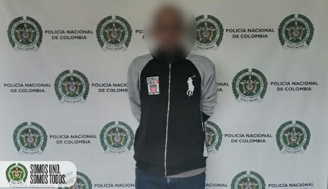 Policía