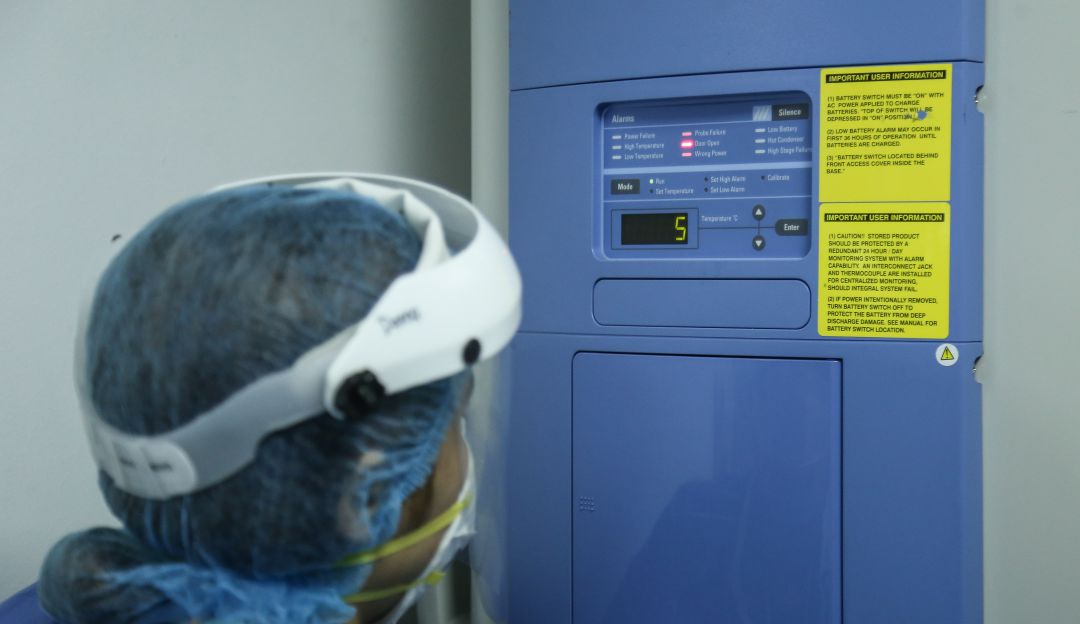 Inicia la instalación de los primeros ultracongeladores de vacunas COVID-19